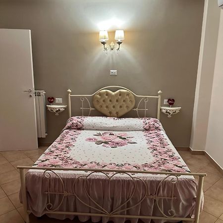 B&B La Reggia Caserta Exterior photo