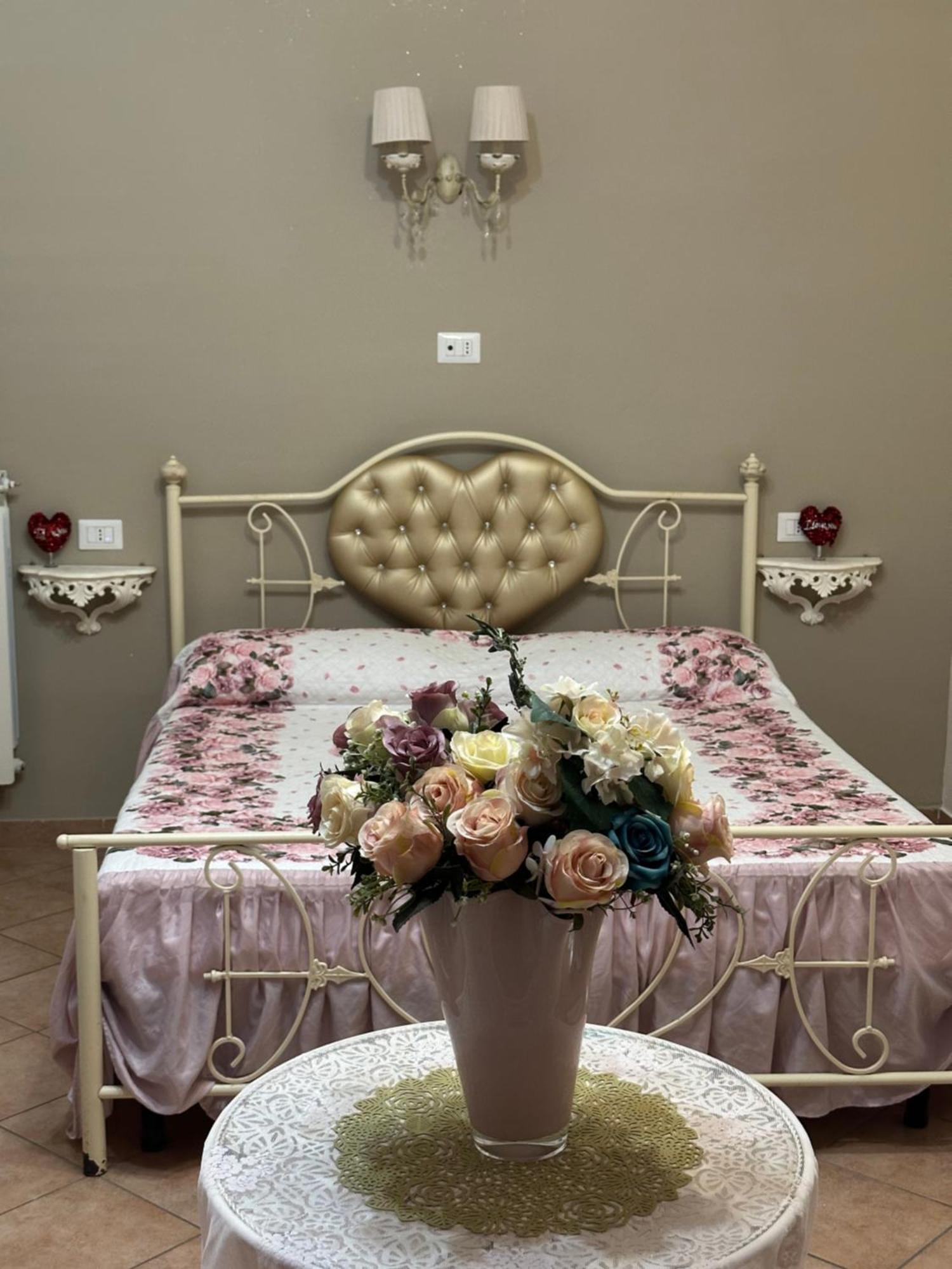B&B La Reggia Caserta Exterior photo